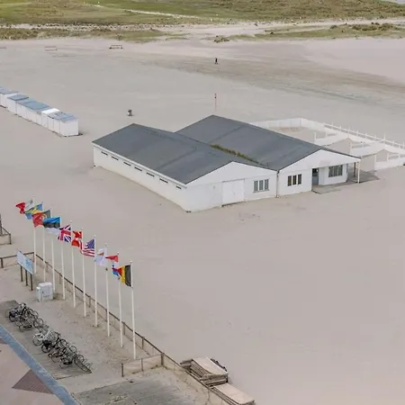 Huswell - Stunning Seafront