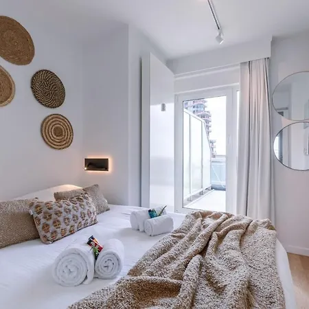 Apartamento Casiola - Stunning Seafront Apartment Knokke-Heist