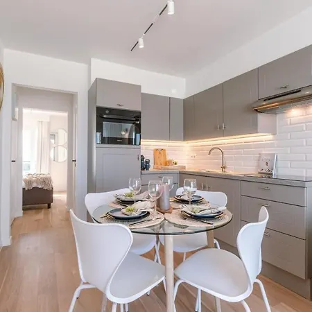 Apartamento Casiola - Stunning Seafront Apartment Knokke-Heist